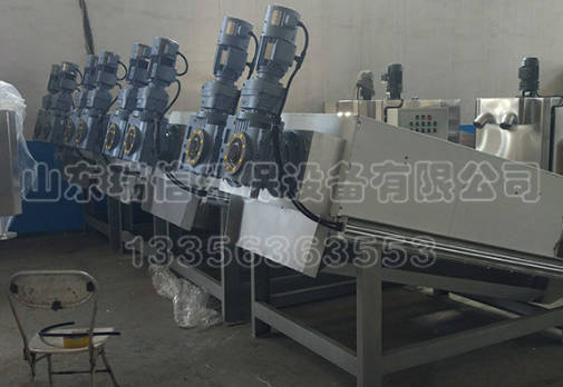 如何減少發(fā)生傳統(tǒng)污泥脫水機(jī)常見(jiàn)的問(wèn)題？